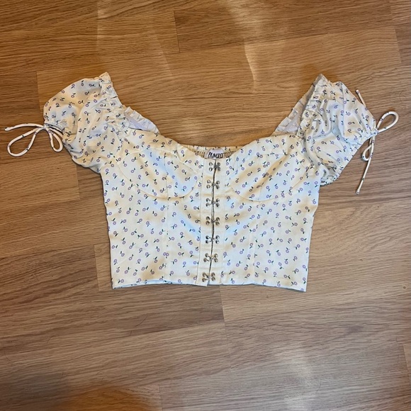 Princess Polly Floral Allyson Top - Picture 2 of 9